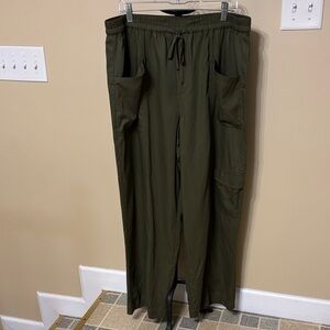 Madewell Dark Green women’s Cargo Pants XL